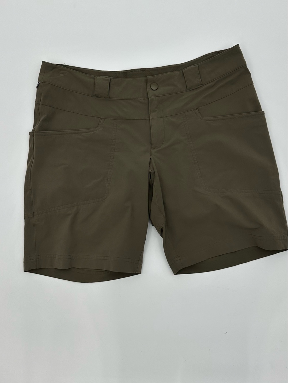 Eastern Mountain Sports Army Green Hiking Stretch Shorts size 8